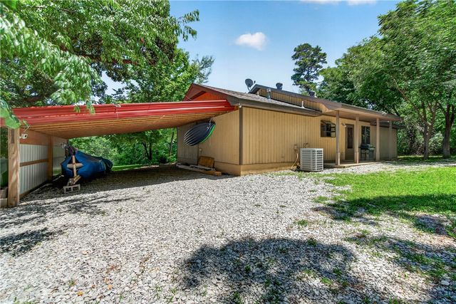 857 2nd Street, Decatur, AR 72722