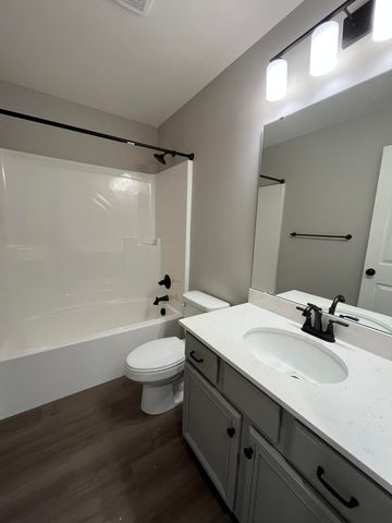 1195 Breckenridge Lane, Hebron, KY 41048