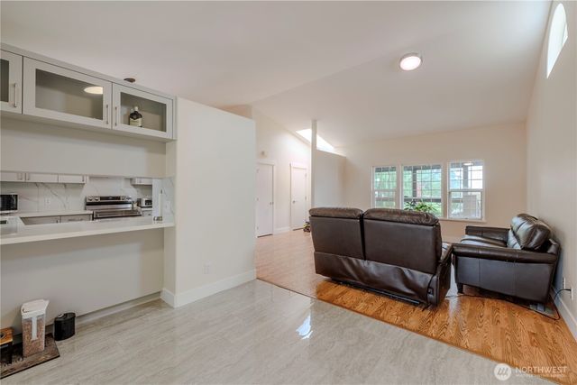 1318 Beazer Court, Bellingham, WA 98226