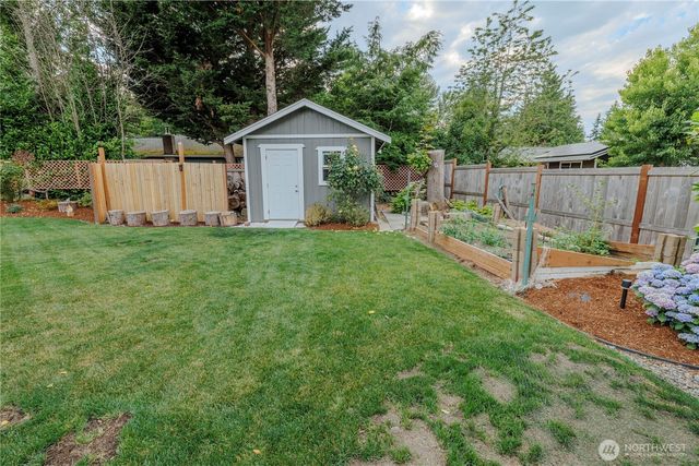1318 Beazer Court, Bellingham, WA 98226