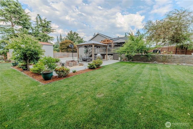 1318 Beazer Court, Bellingham, WA 98226