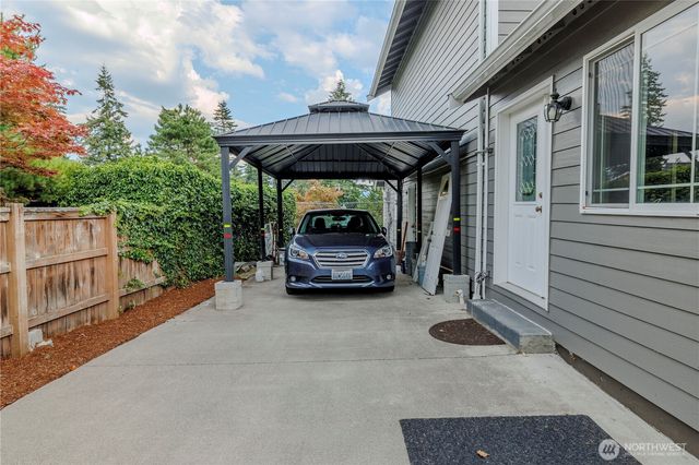 1318 Beazer Court, Bellingham, WA 98226