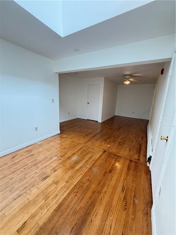 444 Woodward Road 37, North Providence, RI 02904