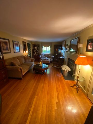 94 Beeching St, Worcester, MA 01602