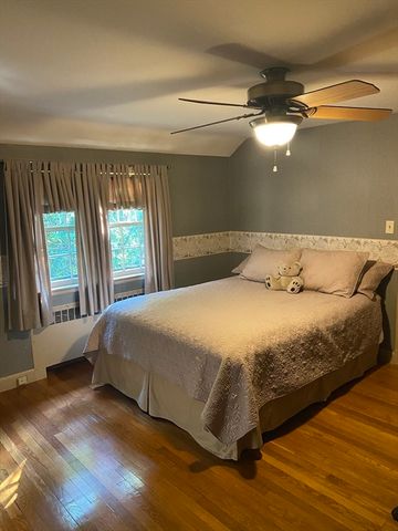 94 Beeching St, Worcester, MA 01602