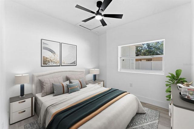 10124 N HYACINTH AVENUE, Tampa, FL 33612