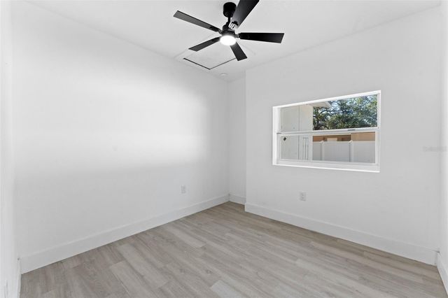 10124 N HYACINTH AVENUE, Tampa, FL 33612