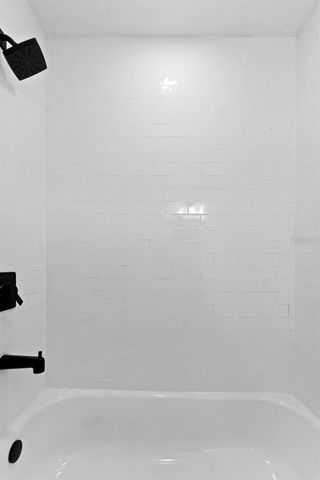 10124 N HYACINTH AVENUE, Tampa, FL 33612