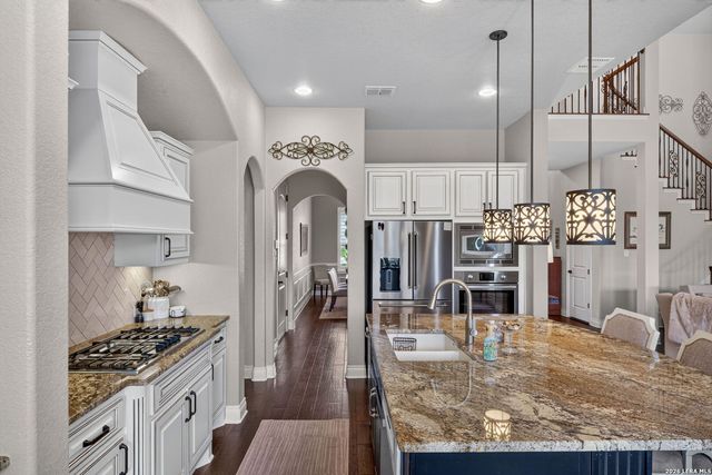 226 Shannon Cir, San Antonio, TX 78260