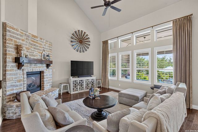 226 Shannon Cir, San Antonio, TX 78260
