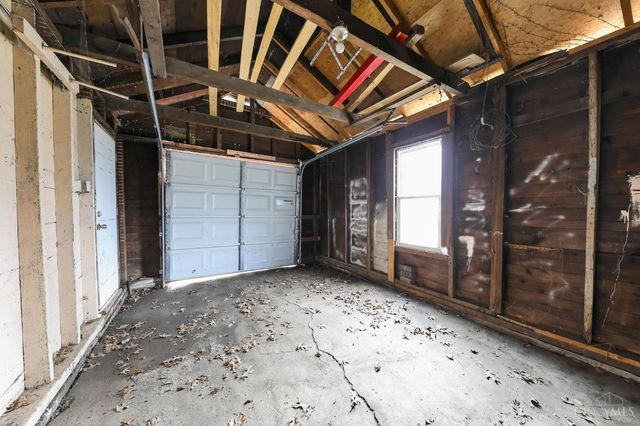 3111 Cavanaugh Avenue, Cincinnati, OH 45211