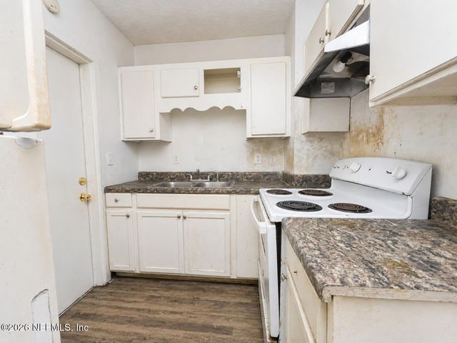 3232 DIGNAN Street, Jacksonville, FL 32254