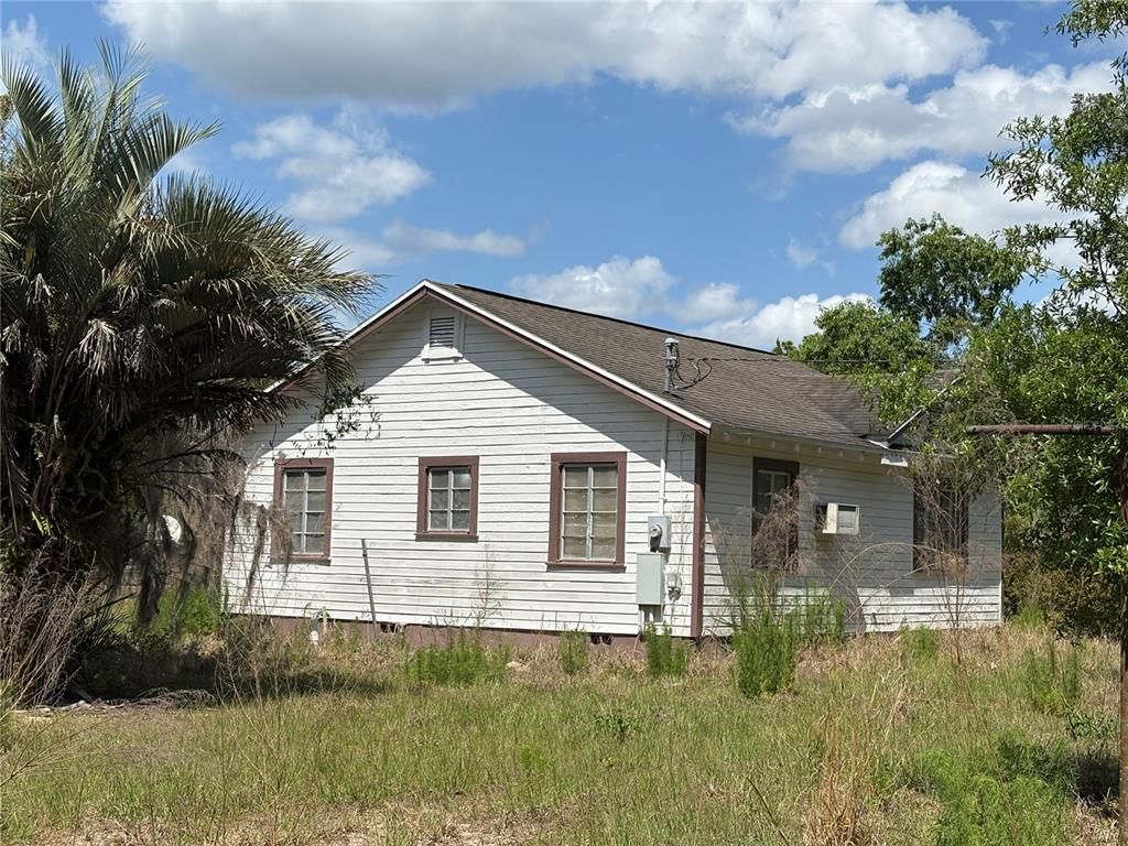15231 NE 14TH ST RD ROAD, Silver Springs, FL 34488