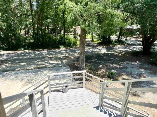 709 Old Waccamaw Dr., Pawleys Island, SC 29585