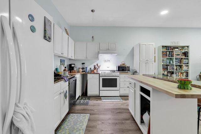709 Old Waccamaw Dr., Pawleys Island, SC 29585