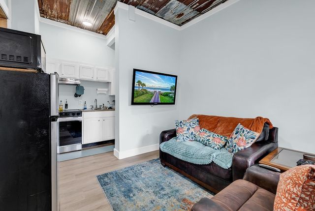 709 Old Waccamaw Dr., Pawleys Island, SC 29585