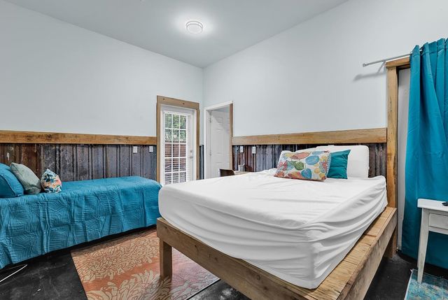 709 Old Waccamaw Dr., Pawleys Island, SC 29585