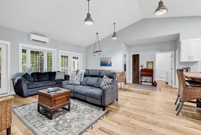 709 Old Waccamaw Dr., Pawleys Island, SC 29585