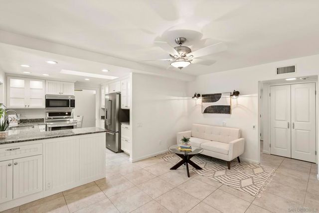 16118 Selva Dr, San Diego, CA 92128