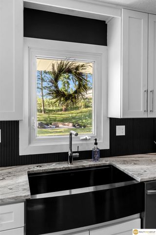 4732 Manchester Drive, Omaha, NE 68152