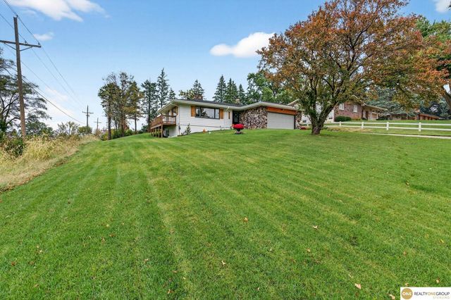 4732 Manchester Drive, Omaha, NE 68152