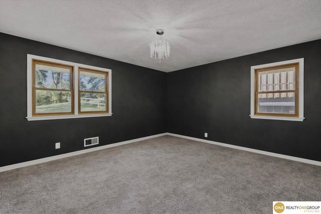 4732 Manchester Drive, Omaha, NE 68152