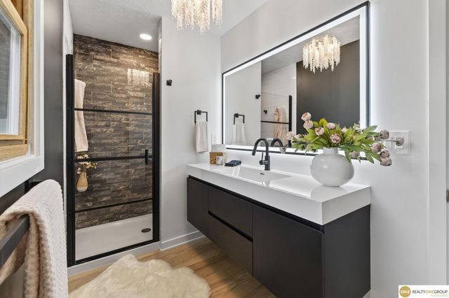 4732 Manchester Drive, Omaha, NE 68152