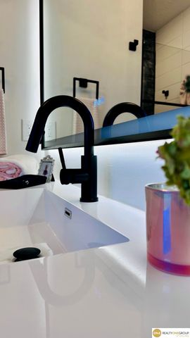 4732 Manchester Drive, Omaha, NE 68152