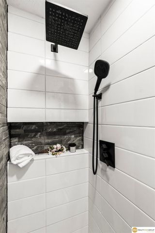 4732 Manchester Drive, Omaha, NE 68152