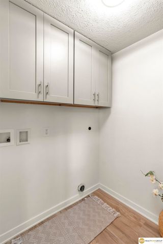 4732 Manchester Drive, Omaha, NE 68152