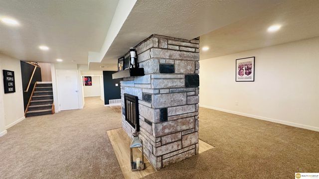 4732 Manchester Drive, Omaha, NE 68152