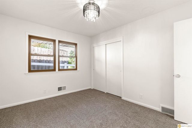 4732 Manchester Drive, Omaha, NE 68152