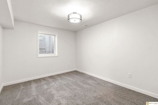 4732 Manchester Drive, Omaha, NE 68152