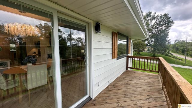 4732 Manchester Drive, Omaha, NE 68152