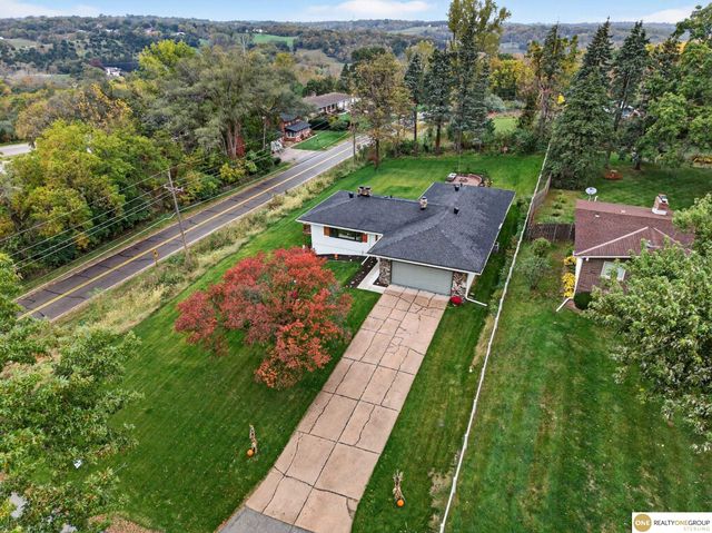 4732 Manchester Drive, Omaha, NE 68152