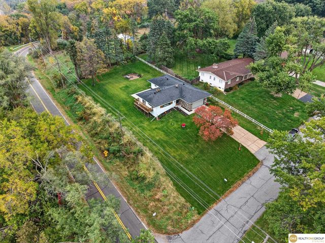 4732 Manchester Drive, Omaha, NE 68152