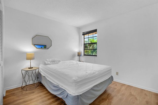 7940 La Mirada Drive, Boca Raton, FL 33433