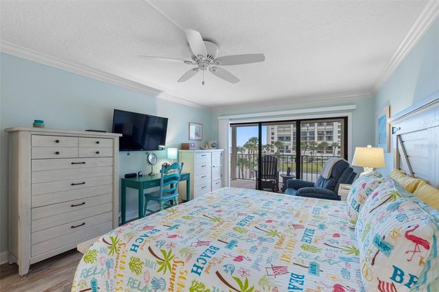1480 GULF BOULEVARD 204, Clearwater Beach, FL 33767