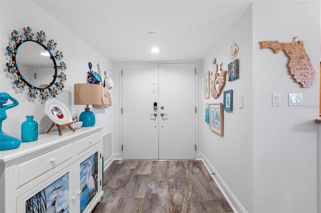 1480 GULF BOULEVARD 204, Clearwater Beach, FL 33767