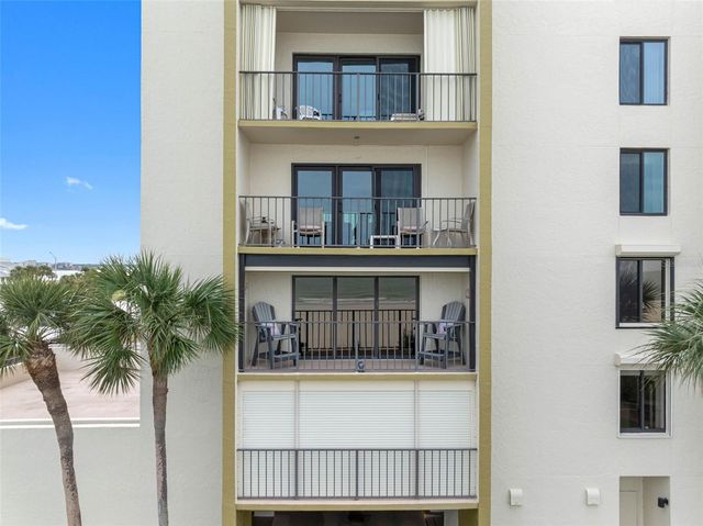 1480 GULF BOULEVARD 204, Clearwater Beach, FL 33767
