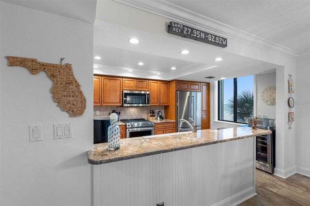 1480 GULF BOULEVARD 204, Clearwater Beach, FL 33767