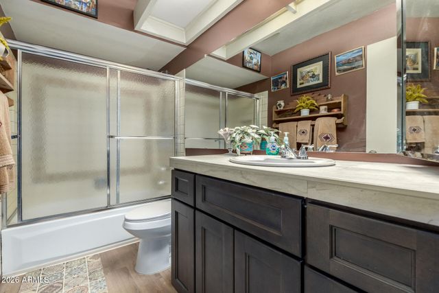 1709 E FRIER Drive, Phoenix, AZ 85020