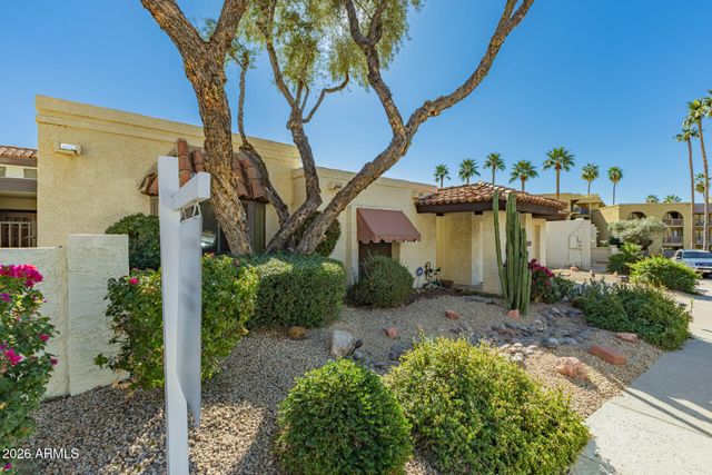 1709 E FRIER Drive, Phoenix, AZ 85020