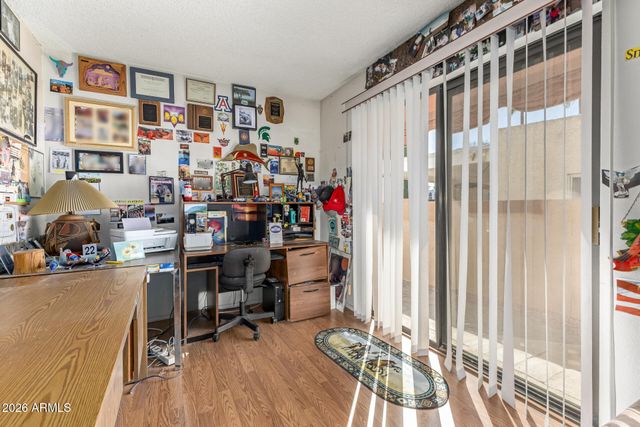 1709 E FRIER Drive, Phoenix, AZ 85020