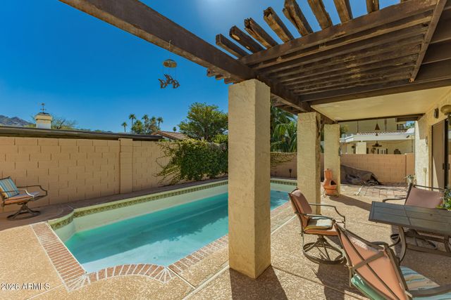 1709 E FRIER Drive, Phoenix, AZ 85020