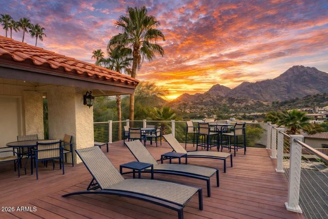 1709 E FRIER Drive, Phoenix, AZ 85020