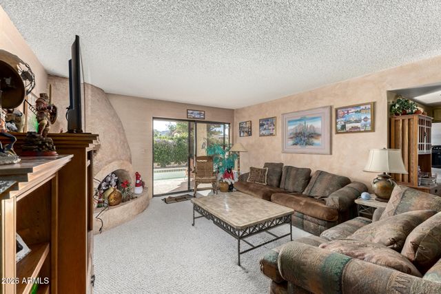 1709 E FRIER Drive, Phoenix, AZ 85020