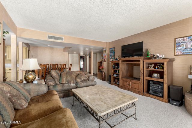 1709 E FRIER Drive, Phoenix, AZ 85020