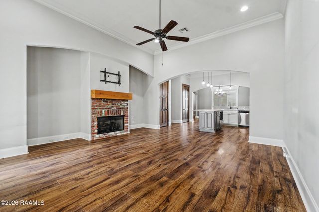 223 Santander Drive, Youngsville, LA 70592