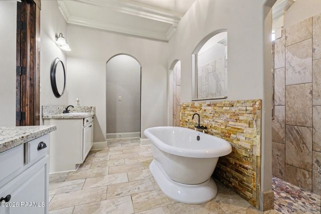 223 Santander Drive, Youngsville, LA 70592